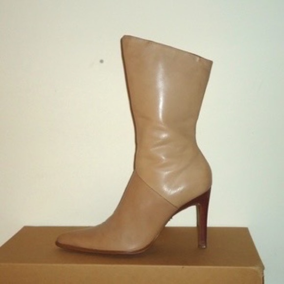 Amanda Smith Beige Heeled Boots - Picture 5 of 6